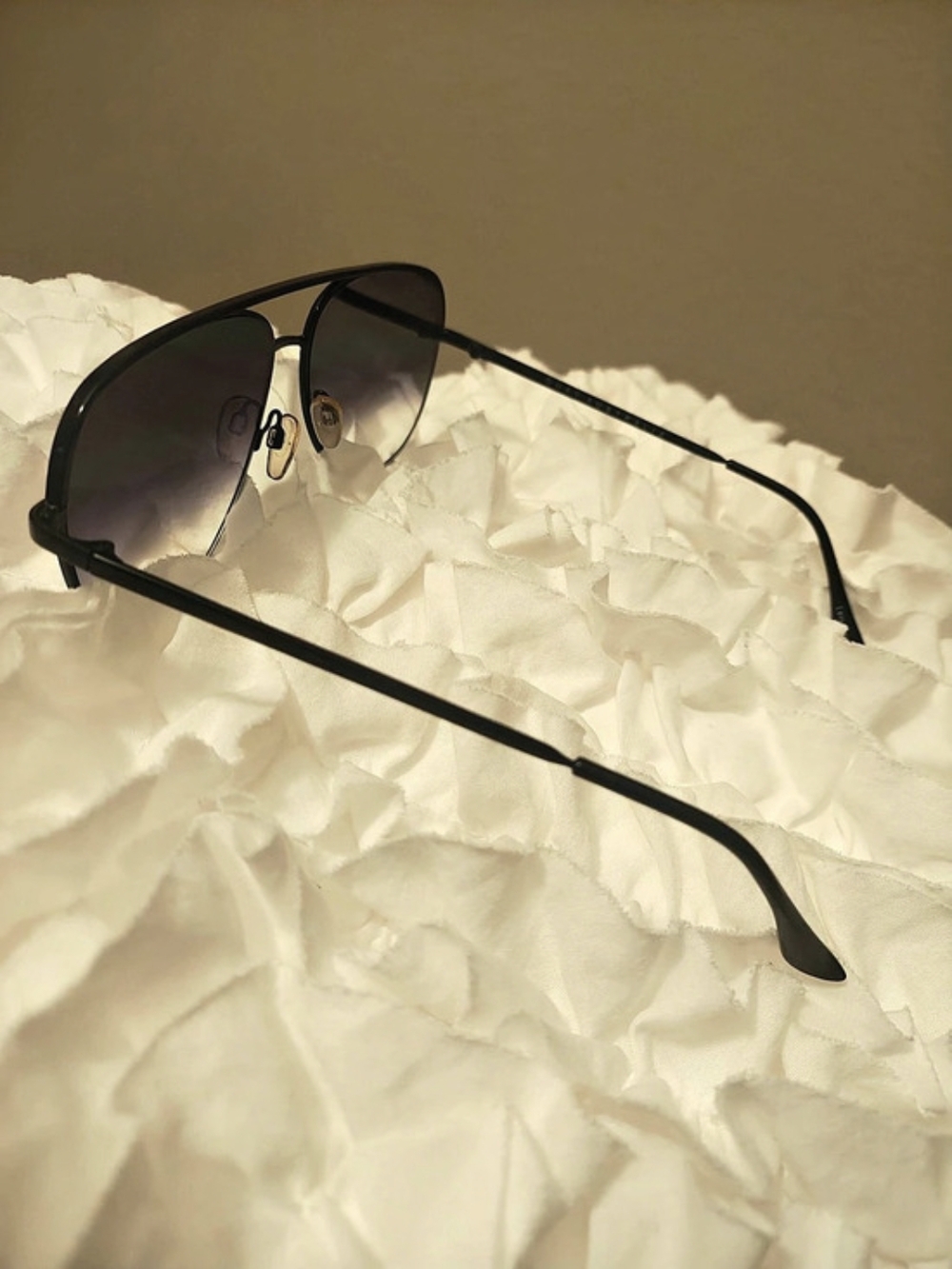 Quay Aviators In Style "High Key" - Picture 3 of 3